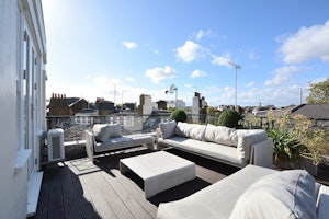 The Beachcomber image 2