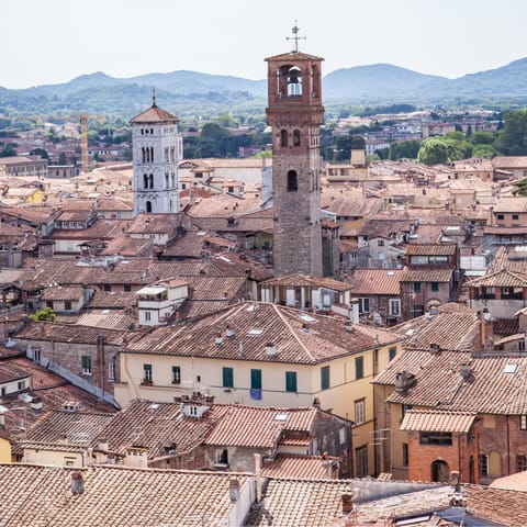 Explore all that Lucca has to offer, including Piazza Anfiteatro on your doorstep