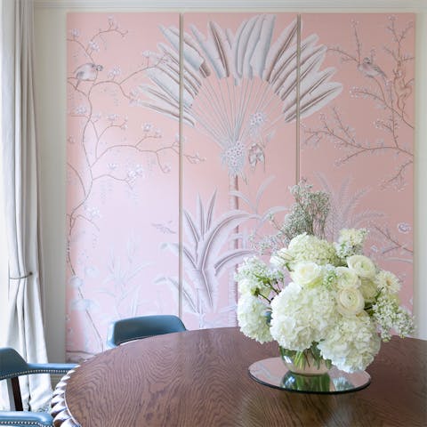 A feature wall in the dining room