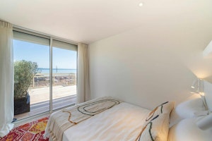 Sea & Hills image 10