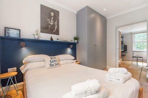Caledonian Charm image 9