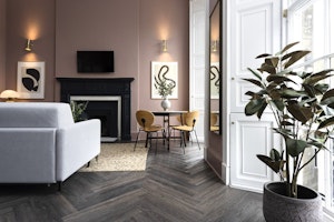 Queen Street Hideaway image 11
