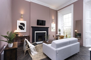 Queen Street Hideaway image 9