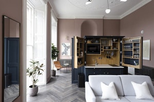 Queen Street Hideaway image 7