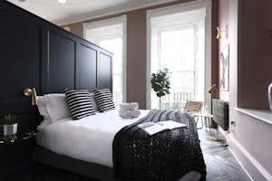 Queen Street Hideaway image 5