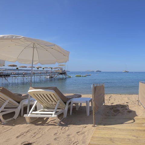 Drive to the sandy beaches in Cannes, just twenty minutes away