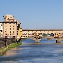 Shop for jewellery on the Ponte Vecchio