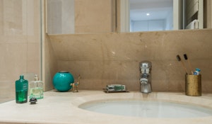 Le Balcon image 9