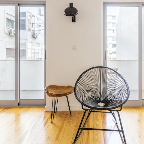 This chic acapulco chair