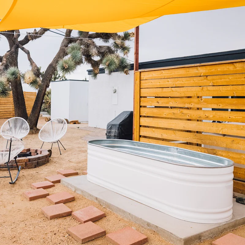 Beat the heat with a post-hike soak in the cowboy-style tub