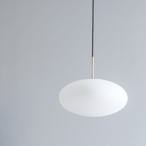 A minimalist pendant light