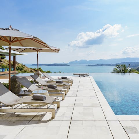 Spend dreamy days relaxing by the pool or walk down to Lipa Noi Beach