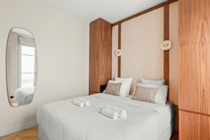 Saint-Germain Dreaming image 9