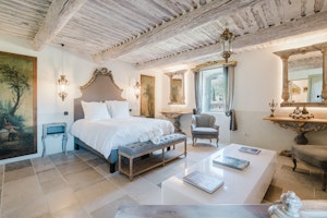 Chateau Soleil image 3