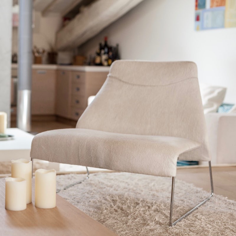 This soft minimalist chair