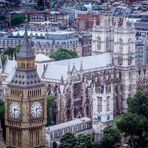 Visit Big Ben, just a ten-minute stroll from this home