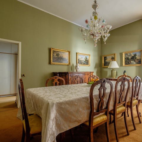An elegant dining room