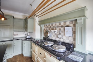 Market Town Retreat image 12
