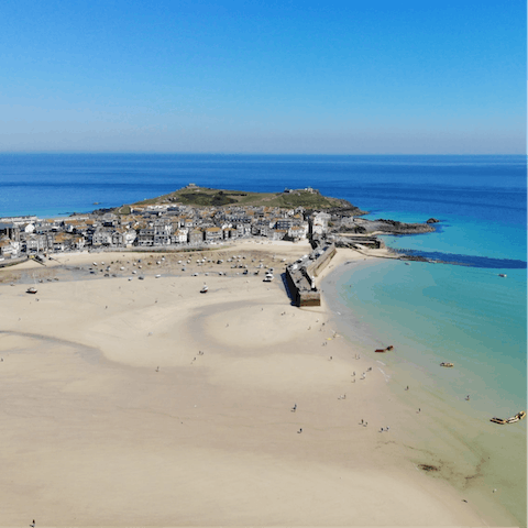 Treat yourself to a dreamy stay by the sea in St Ives