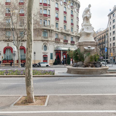 A vibrant central location in Eixample