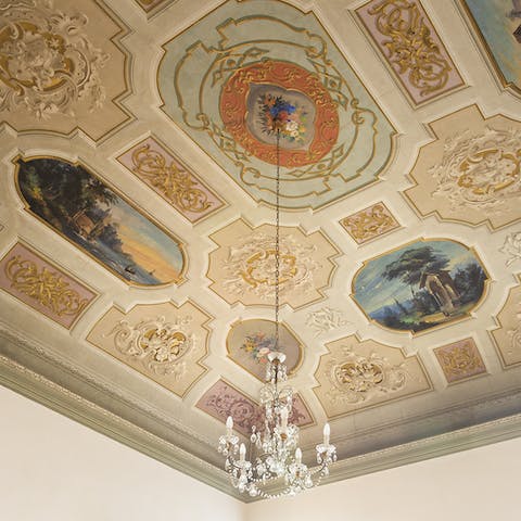 Stunning frescoes 