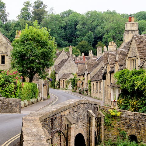 Explore the surrounding villages of the Cotswolds