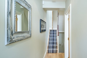 Belgravian Grace image 5