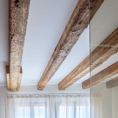 Original ceiling beams