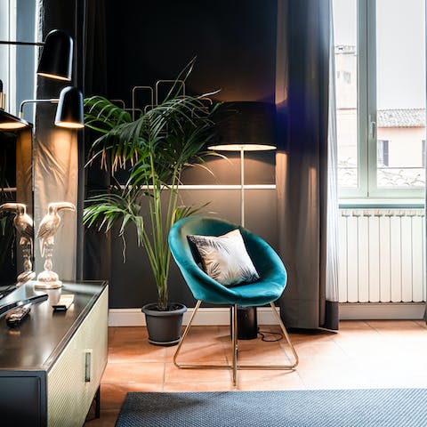 This elegant minimalist chair