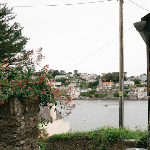 Wander around the cute streets of Salcombe