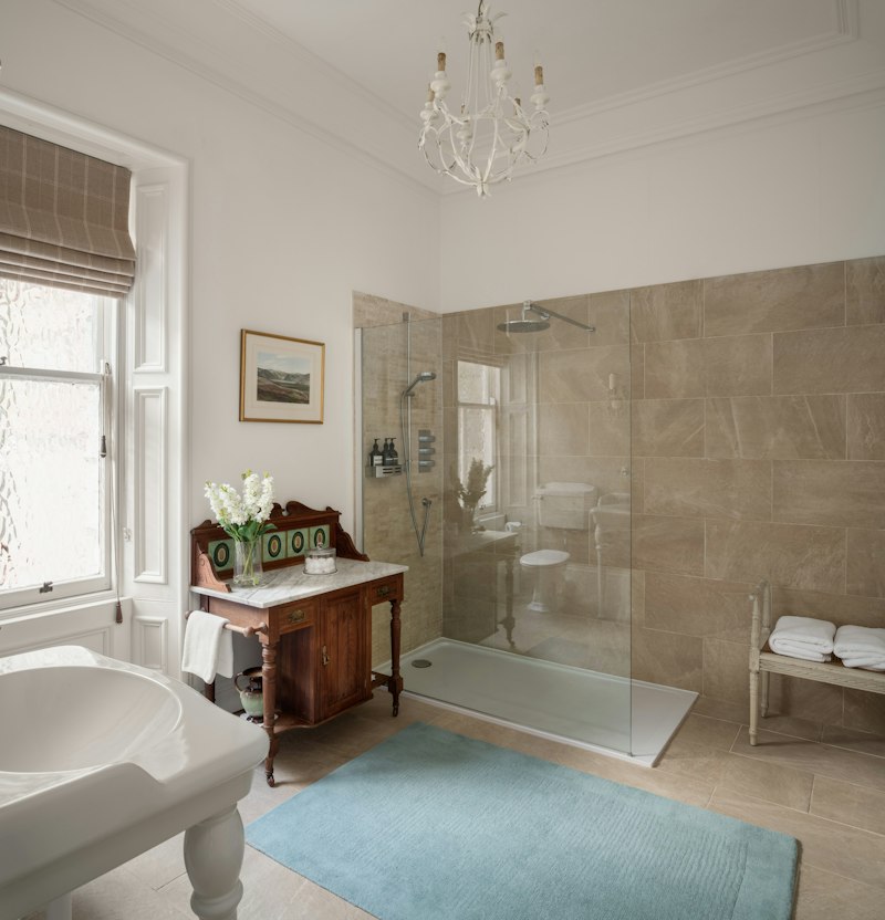 Baronial Bliss additional image