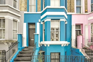 Cheerful Terrace House image 1