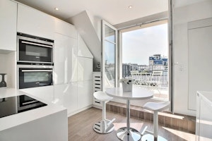 Elegant French Residence image 13