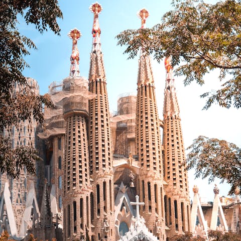 Admire the beauty of the Sagrada Família, a twenty-minute walk away