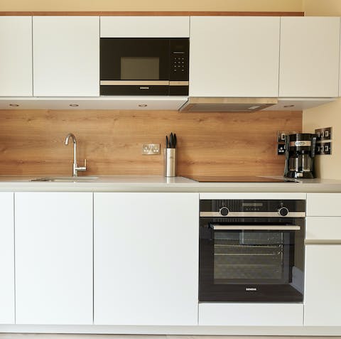 A fully equipped kitchenette