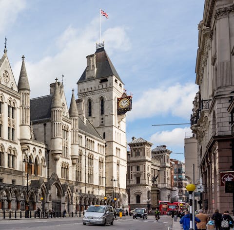 Explore the historic streets of central London from this desirable location