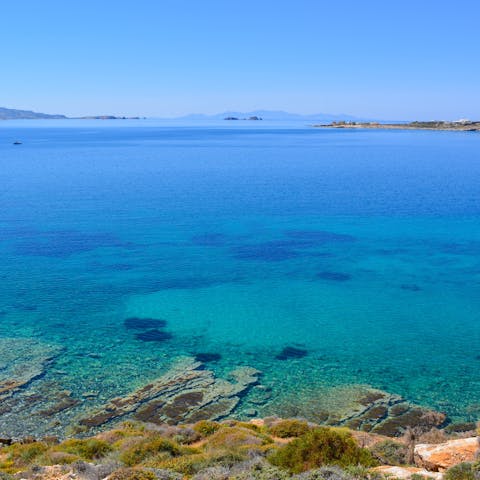 Stay in a peaceful area of Paros, six kilometres from pristine beaches