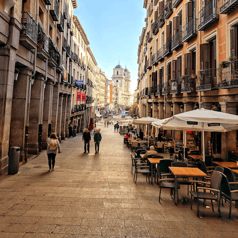 Walk just a couple of minutes to the bustling Plaza Mayor