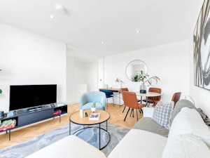 Seaglass Loft image 2