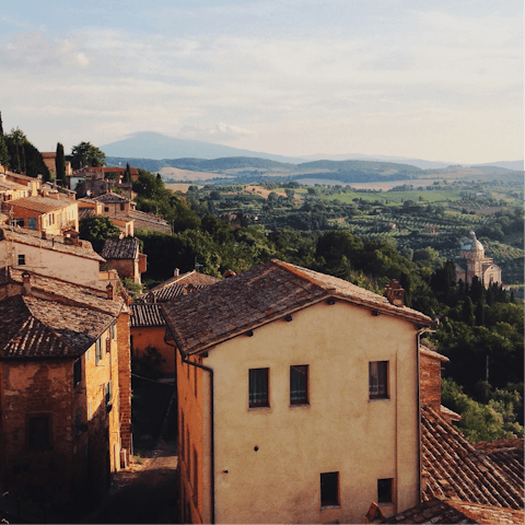 Explore the hilltop town of Montepulciano – just 4 kilometres away 