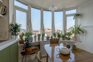 Style-on-Sea image 1