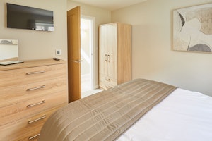 Little Foxhole image 2