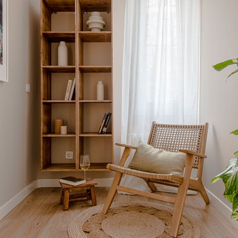 Hole up in the reading nook for some peace and quiet