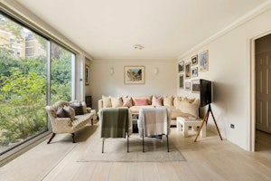 Marble & Kensington image 2