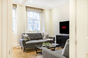 Knightsbridge Grandeur image 13