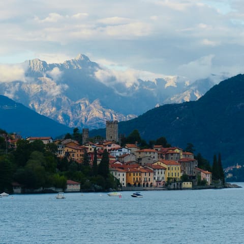 Stay in Menaggio on the shores of Lake Como