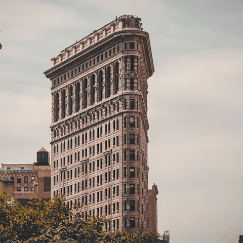 Marvel at the architecture on display at the Flatiron Building