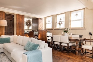 A Chelsea Retreat image 10