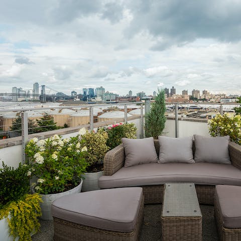 Savour the wonderful views of New York from the roof terrace
