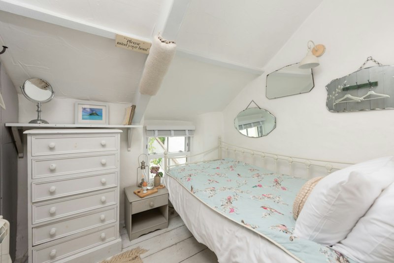 Gingham & Cream additional image